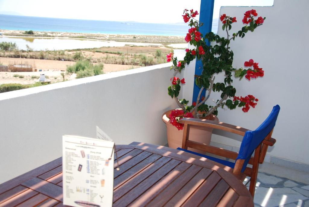 Koulas Pension - Red Lake Agios Prokopios  Room photo